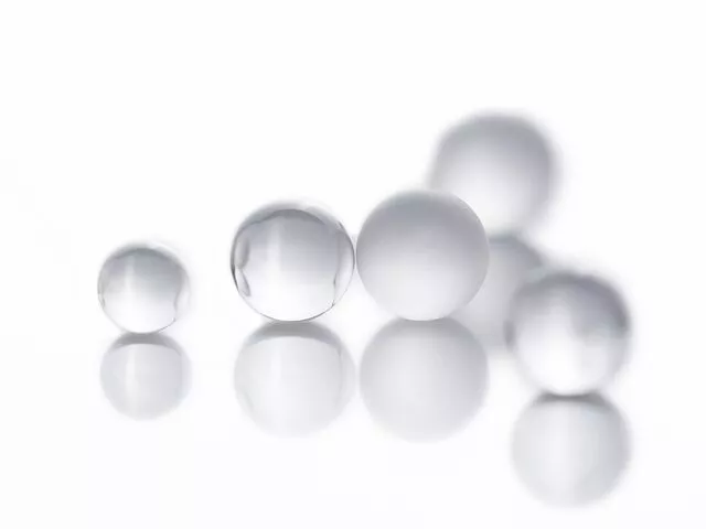 Ultrapuur Glass Beads in vier verschillende gradaties van 0,25 tot 4 mm