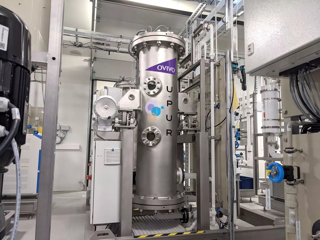 Een standalone UV-unit met een polishing filter gemaakt van RVS