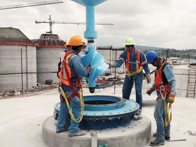 Installation of a Eimix mechanical sludge mixer