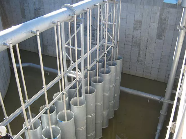 A DigestivorePAD system installed in a rectangular basin