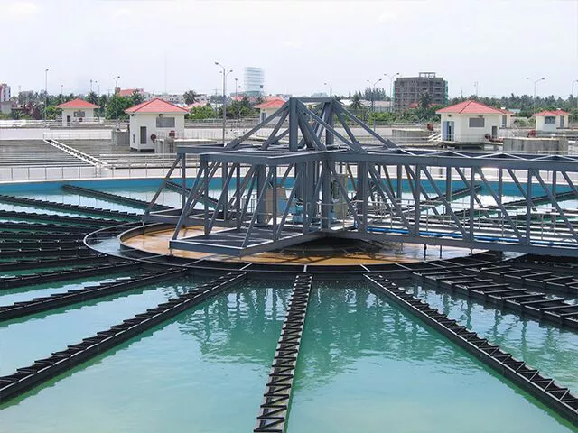 HRC Type Reactor Clarifier™ solids contact unit installed in Thailand