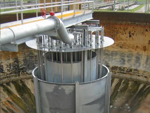 M-TAD Process installed in a deep circular bassin